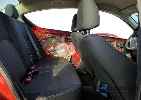 2016 Nissan Versa S z USA, uszkodzony, nr VIN 3N1CN7AP2GL882811